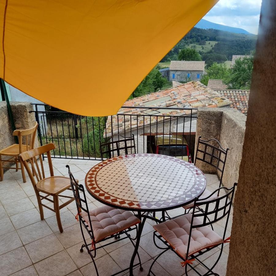 Gite La Foux De Peyroules Экстерьер фото